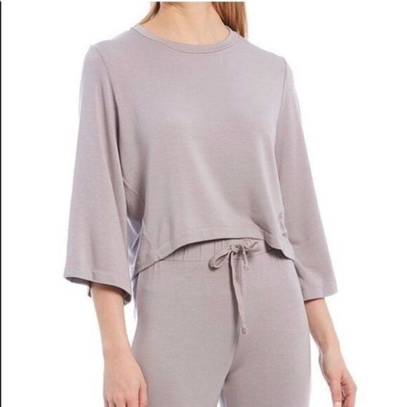 ANTONIO MELANI Tops - Antonio Melani Spellbound 3/4 length sleeve Top